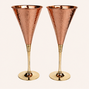 Copa de Martini Premium de Cobre Puro Martillado con Base de Latón, Elegante Copa para Vino y Cócteles para el Hogar, Bares, Hoteles y Restaurantes - Product Image 3