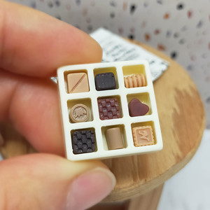 <b>Scale</b> 1:12 Miniature 12 Cavity Dessert Platter Chocolate Cakes for Dollhouse Accessories Craft Making for Age 14+ - Product Image 3
