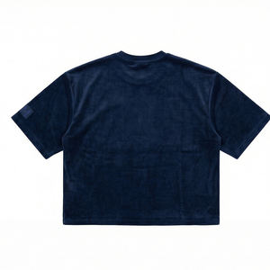 Camiseta de Diseño de Lujo Informal Urbana Hip Hop con Logotipo Gótico de Pedrería y Terciopelo MALUZA INDUSTRIES - Product Image 3