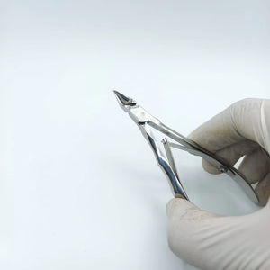 Outil de manucure de qualité supérieure, lames affûtées, coupe-cuticules super tranchantes en acier inoxydable - Product Image 1