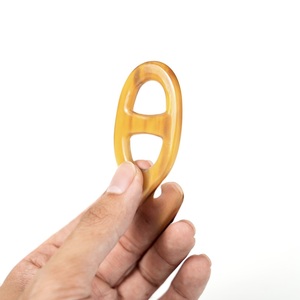 Anillo para Bufanda Ecológico de Cuerno de Búfalo con Acabado Pulido, Sujeción Segura y Elegancia Suave para Bufandas - Regalo de Año Nuevo y Halloween - Product Image 2