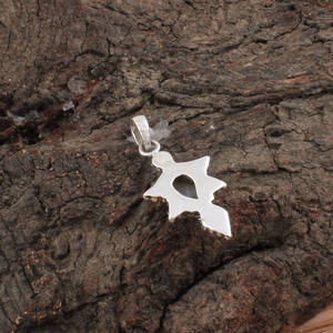 จี้ห้อยคอเงินแท้ 925 ชุบแพลตตินัม ประดับด้วยมูนสโตนสีรุ้งธรรมชาติ ดีไซน์แบบจุด ประกายสีฟ้า วินเทจ ทำมือ - Product Image 4