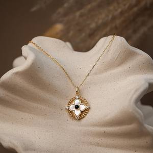 Collar de Plata de Ley 925 con Ónix Negro Natural y Baño de Oro de 14K, Colgante de Trébol con Madreperla, Regalos de Aniversario y Cumpleaños - Product Image 2