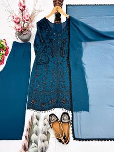 Elegante conjunto de traje de fiesta de georgette sintético con bordado de lentejuelas pesadas y dupatta de encaje - Product Image 5
