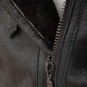 Chaqueta de Cuero Genuino para Hombre, con Tacto Suave y Liso, Impermeable, Estilo Urbano, Moda de Invierno, Logotipo Frontal - Product Image 4