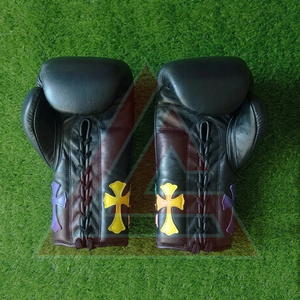 Nuevos Guantes de Boxeo Profesionales Winning Pro Fight, Color Negro, Guantes de Boxeo Personalizados con Diseño Chrome Heart, Hechos con Cuero Genuino - Product Image 4