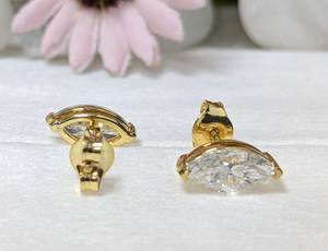 Boucles d'oreilles en or jaune 14 carats avec diamants de laboratoire taille marquise de 2 carats, design unique à fermoir poussoir, meilleur cadeau d'anniversaire pour femme - Product Image 5