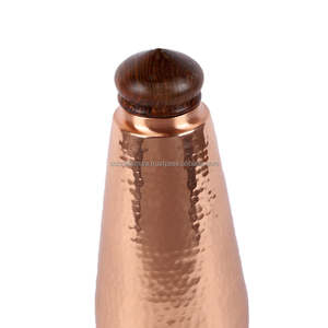 Botella de Cobre Elegante y Duradera de Gran Capacidad con Empaque Personalizado para Uso en el Hogar y al Aire Libre y para Regalos - Product Image 4