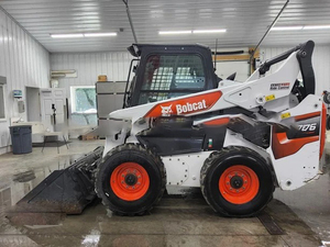Cargadora Compacta S76 2020 con Cabina Cerrada, Máquina de Construcción de Alto Rendimiento - Product Image 6
