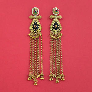 Mayoristas de Joyería Artificial en India, Pendientes de Estilo Antiguo con Baño de Oro Mate 231617 - Product Image 6