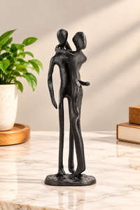 Sculpture artisanale en métal de couple s'embrassant, figurine romantique d'amoureux, statue d'amour moderne, œuvre d'art abstraite de couple, décoration d'intérieur - Product Image 4