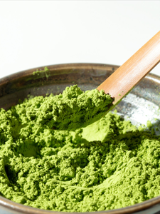 BEST SELLER Poudre de thé vert Matcha Premium Écologique Durable Haute Qualité Riche en Antioxydants Pour Boulangerie et Latte Vente en Gros - Product Image 2