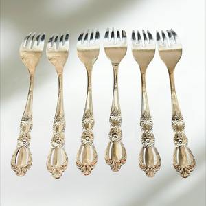 Fourchette en acier inoxydable de qualité supérieure, couverts de haute qualité, idéale pour la maison, les restaurants, les hôtels, les mariages et les fêtes - Product Image 2