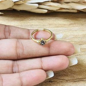 Modern Style <b>Quartz</b> <b>Rings</b> Dainty Brass <b>Ring</b> For Women 18k Gold Plated Boho Teardrop Minimalist Band <b>Ring</b> For Wholesale/OEM/ODM - Product Image 4