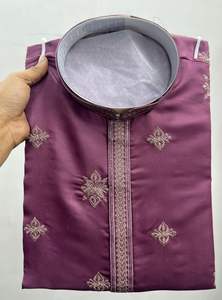 ชุดคุร์ตะผ้าไหมรอยัลทันสมัยสำเร็จรูปสำหรับผู้ชาย พร้อมชุดนอนผ้าฝ้ายเรย์มอนด์ ตกแต่งด้วยงานปักเลื่อม เหมาะสำหรับงานแต่งงาน - Product Image 5