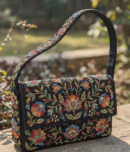 Bolso de Hombro Moderno de Lujo con Cuentas Bordadas, Patrón Floral Rosa, Bolso de Diseño para Mujer, Bolso de Mano de Moda, Bolso Cruzado para Fiesta - Product Image 2