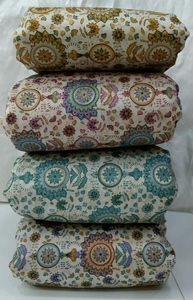 Tissu en soie Banglori imprimé |   Tissu imprimé floral ethnique avec broderie - Product Image 2