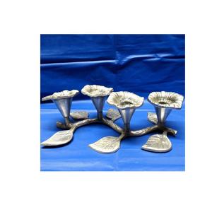 Bougeoirs en aluminium coulé argenté à motif de feuilles, bougeoirs en aluminium massif, modernisme, décoration de bougeoirs, bougeoirs pour la décoration de la maison - Product Image 3