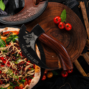 Couteau à pizza Viking en acier inoxydable noir, motif Ulu, gravé loup, coupe-pizza à bascule avec étui en cuir – Vente en gros - Product Image 4