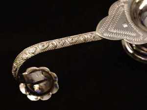 Traditional 925 <b>Silver</b> Diya <b>Lamp</b> – Handcrafted Round Oil <b>Lamp</b> for Indian Puja Home Temple Decoration Wholesale - Product Image 4