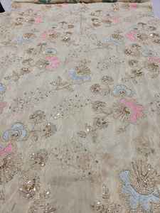 Tela Khushi Premium Transpirable, Ecológica, de Secado Rápido, Tejida en Viscosa, con Estampado Cosmos y Bordado, de Peso Medio, Hecha a Medida - Product Image 4