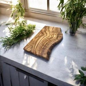 Planche à découper en acacia artisanale de qualité supérieure, durable, résistante au lave-vaisselle, pour la cuisine à domicile, les restaurants et la restauration - Product Image 3