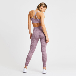 Ensemble de yoga sans couture personnalisé pour femme, imprimé animal, 2 pièces, legging taille haute et brassière de sport, idéal pour la gym et le fitness - Product Image 4