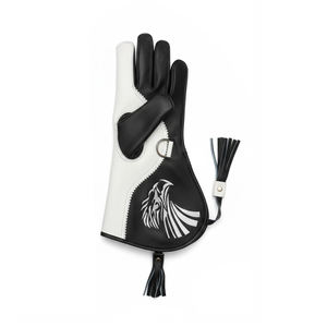 Gants et équipement de fauconnerie sur mesure de haute qualité, fabriqués en cuir de vachette véritable. - Product Image 2
