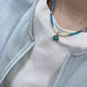 Collier pendentif turquoise de style européen et américain, polyvalent, vintage, tendance, boucle universelle, perle d'eau douce, design superposé - Product Image 4