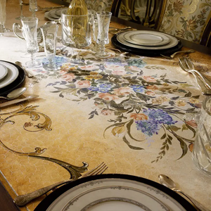 Juego de Comedor de Lujo en Madera de Caoba Tallada con 10 Sillas, Tapicería Floral, Estilo Francés Antiguo para Restaurante o Villa - Product Image 3