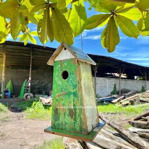 Casa para Pájaros Reciclada, Hecha a Mano, Sostenible, de Madera, Estilo Barco, Color Madera Envejecida, Jaula Original para Pájaros, Casa para Pájaros Pequeños de Exterior - Product Image 2
