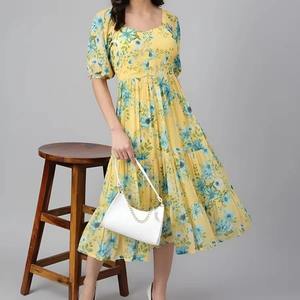 Ensemble de kurta en soie à imprimé floral rouge Gorgette Nouveau design Pantalon de fête de mariage indien à manches avec prix de gros - Product Image 3