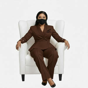 Trajes Elegantes Estilo Vintage Personalizados OEM 2026 para Mujeres de Tallas Grandes, para Eventos Formales, Negocios e Iglesia, con Posición para Logotipo Frontal - Product Image 2