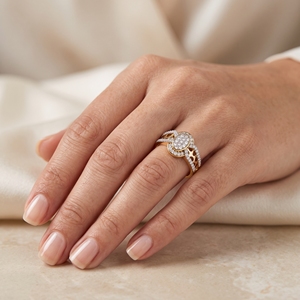 Bague de fiançailles et de mariage Eliena personnalisée en or massif 14 carats avec diamant de laboratoire pour femme - Cadeau d'anniversaire tendance - Product Image 5