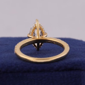 Anillo de Compromiso con Diamante Cultivado en Laboratorio de 3 Quilates, Corte Marquesa, Plata 925, Joyería Elegante y Sostenible, Solitario Atemporal, Moderno y Minimalista - Product Image 5
