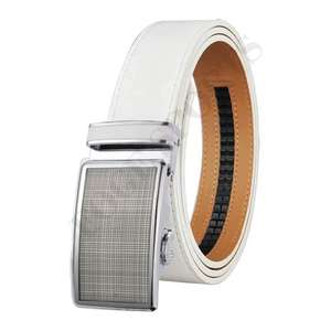 Logo personnalisé de haute qualité en cuir de vache pour hommes ceintures de baseball de golf blanc avec boucle en alliage en 20 couleurs - Product Image 2