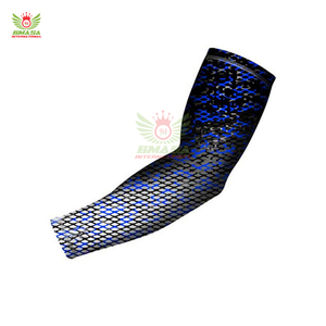 ปลอกแขนกีฬาลายพรางโลโก้แบบกำหนดเอง ป้องกันรังสียูวี ระบายอากาศได้ดี ผลิตจากผ้าฝ้ายผสมสแปนเด็กซ์ สำหรับปั่นจักรยานและบาสเกตบอล - Product Image 6