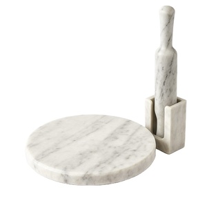 Planche à rouler en marbre écologique faite à la main avec motif rayé, ensemble pour faire des roti et des chapati, Kumar &sons India - Product Image 1