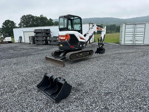 Mini-excavatrice Bobcat E35, poids opérationnel de 1000 kg, capacité de la benne de 0,12 m³, garantie de plus de 5 ans - Product Image 3