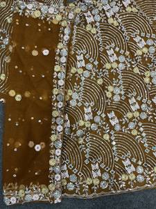Lehenga Choli nupcial bordado de lujo en tono marrón suave con Dupatta y pedrería, conjunto indio para bodas y fiestas - Product Image 4