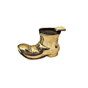 Cenicero de Cigarrillos de Latón Hecho a Mano |   Cenicero de diseño de zapato con grabado dorado en relieve |   Cenicero Decorativo de Mesa para el Hogar. - Product Image 5