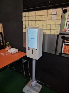 เครื่องวิเคราะห์ร่างกายอัจฉริยะ Bodydot BDF1000 พร้อมระบบ AI ตรวจสอบสุขภาพ โครงอะลูมิเนียมอัลลอยด์ที่ยืดหยุ่น ไม่สามารถพับได้ ติดตามร่างกายแบบเต็มรูปแบบ - Product Image 2