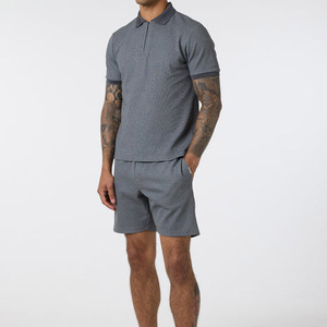 Ensemble personnalisable léger pour homme : T-shirt uni et short en tissu éponge doux, style hip-hop estival, tailles variées, imprimé, prix raisonnable - Product Image 3