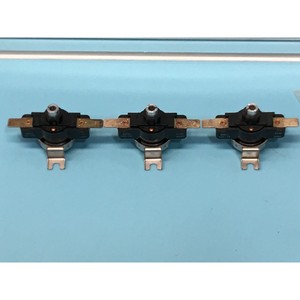 สวิตช์ INNOTEC 9EAA5232 จำนวน 3 ชิ้น, แบบระบายความร้อน - อุปกรณ์และอะไหล่เซมิคอนดักเตอร์ระดับโลกที่เชื่อถือได้ - Product Image 1
