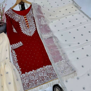 Ensemble haut et sharara en faux georgette lourde avec sequins et dentelle fantaisie brodée à la main, entièrement cousu, tailles M, L, XL et XXL pour femmes - Product Image 1