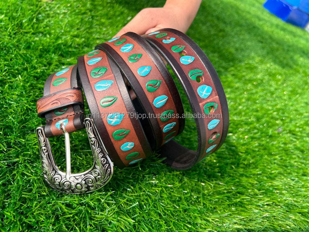 สีน้ำตาล