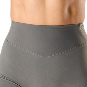 Shorts de compression gris taille haute pour femme, extensibles, pour la gym, la course, le yoga, l'entraînement et la performance athlétique - Product Image 5
