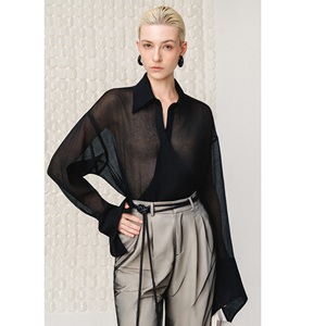 Camisa de Alta Costura para Mujer SEREN WRAP SHIRT, Triacetato Coreano Premium, ODM, Corte Holgado, Blusas Elegantes para Mujer de Vietnam - Product Image 2