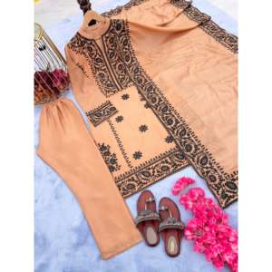 ชุด dupatta ก้นบนสำหรับผู้หญิงดีไซน์เนอร์พร้อมงานปักที่สง่างาม - Product Image 3
