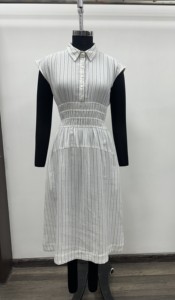 Robe chemise rayée 100 % coton à manches courtes, longueur genou, col rabattu, décontractée, boutonnée, coupe trapèze, respirante, naturelle, pour l'été et le quotidien - Product Image 2